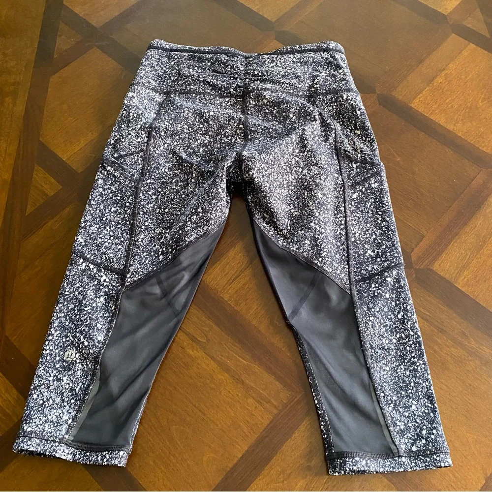 Lululemon cropped leggings EUC